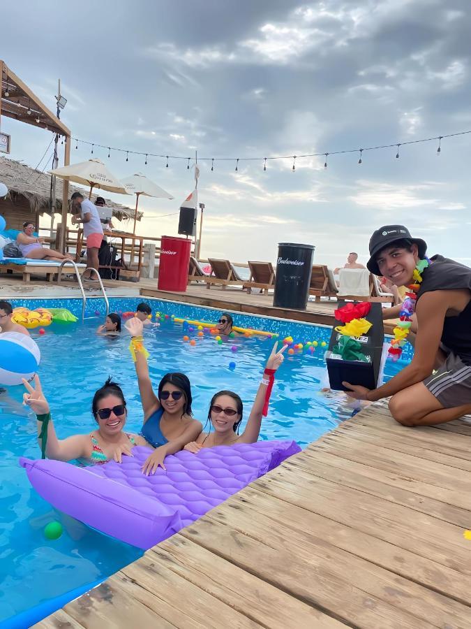 The Point Mancora Beach מראה חיצוני תמונה