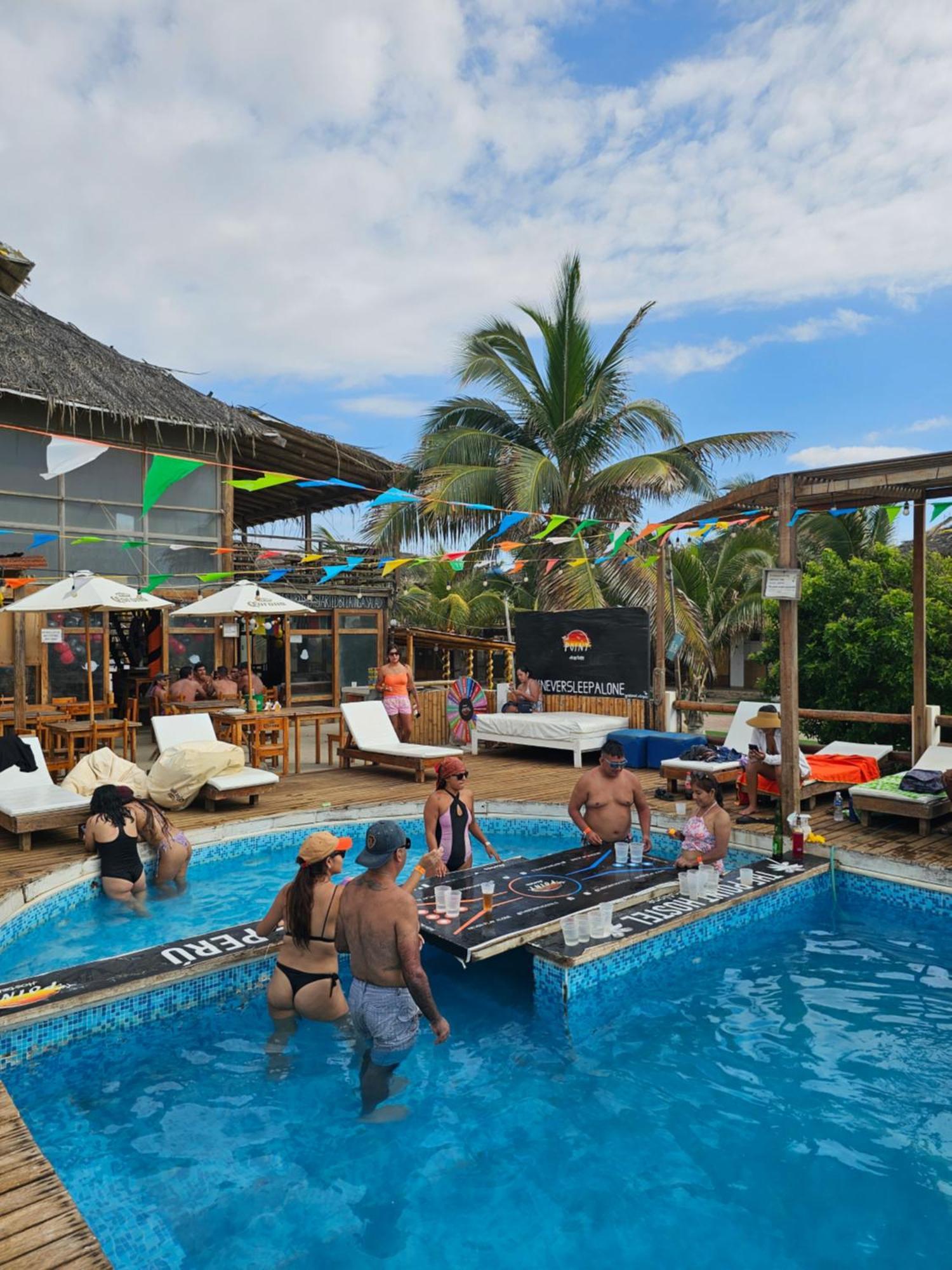 The Point Mancora Beach מראה חיצוני תמונה